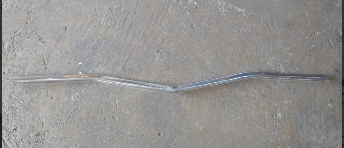 Friso Do Capo Do Dogde 1976 Novo